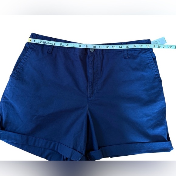 Old Navy, High-Waisted Everyday Shorts, Size XL, Navy - Picture 3 of 8